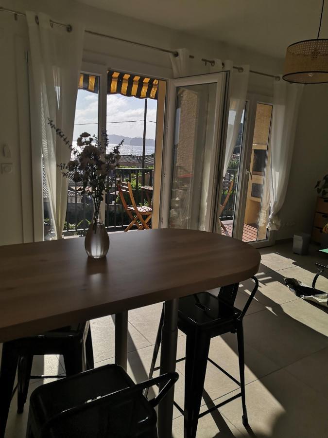 Appartement Cosy Vue Mer A 50 M De La Plage - Refait A Neuf Et Climatise Le Pradet Exterior foto