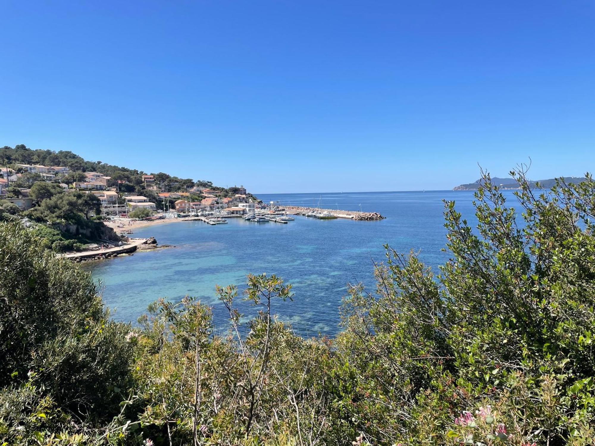 Appartement Cosy Vue Mer A 50 M De La Plage - Refait A Neuf Et Climatise Le Pradet Exterior foto